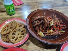 -老三样·美食研究中心(世贸路店)