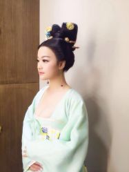 -盘子女人坊生日照·摄影馆(华强店)