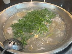 -老来福·非遗酸汤兔(凯旋路店)