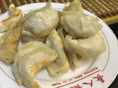 马蹄锅贴-长人馄饨铺(解放街店)