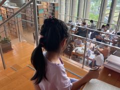 -浦东图书馆读者餐厅