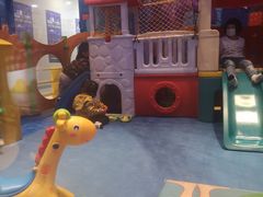 -鸿通城购物中心