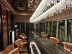 -Mogul Eatery·大亨餐酒馆