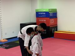 -adidas壹跆运动馆(世纪经贸大厦店)