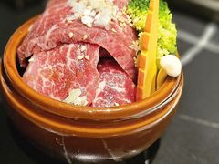 -山川小町·极番烧肉(新地假日广场店)