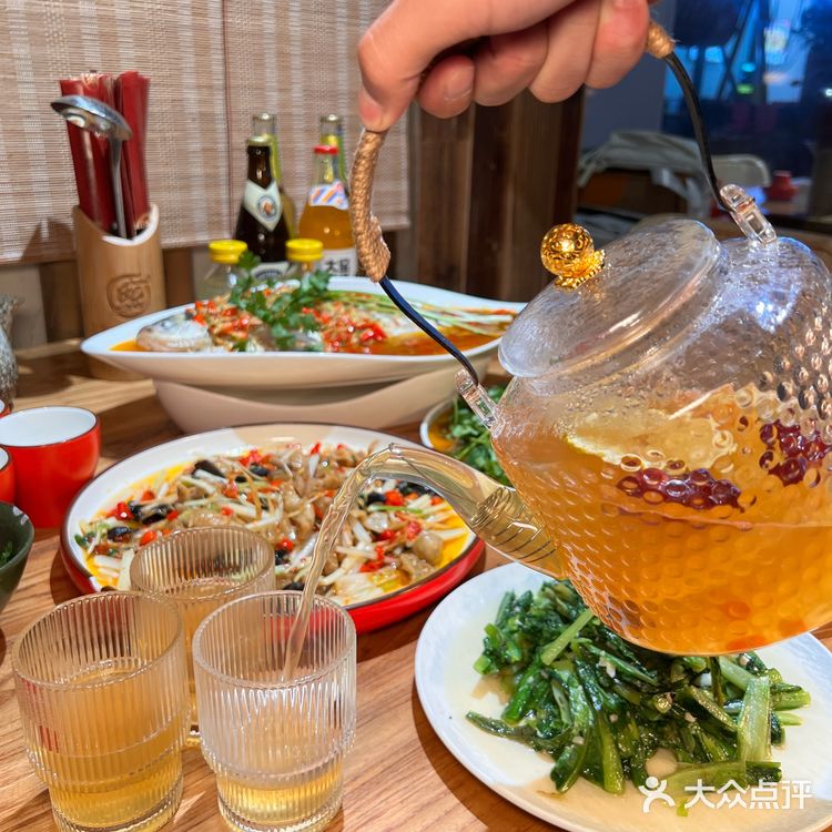 在中和!热辣自贡菜,就来熙掌柜~