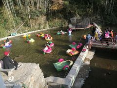 -梅岭月亮湾山体公园
