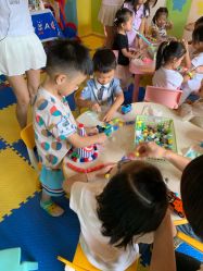 -欢乐悠游婴儿游泳(金碧花园店)