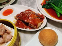 脆皮吊烧鸡-蝴蝶里·粤菜·点心(滨江龙湖店)