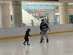 -陈露国际冰上中心(天津嘉里汇店)