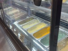-极拉图·现制冰淇淋(大卫城店)