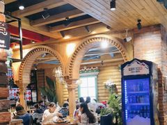 -米德维奇俄式西餐厅(西六道街店)