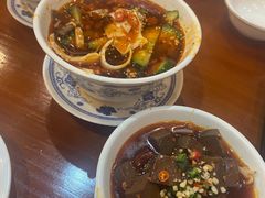 -炉小二铜锅牛蛙•川湘菜(三里屯店)
