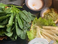 -湊湊火锅·茶憩(杭州湖滨银泰in77店)