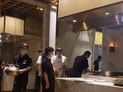 -雍和会海鲜姿造自助(湖东路店)