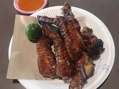 -东海岸人工湖美食村