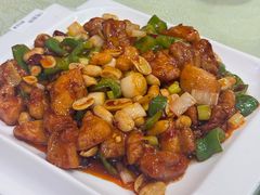 宫爆鸡丁-东四民芳餐厅(世茂工三店)