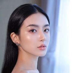 -Eling伊林彩妆·化妆培训(河西奥体店)