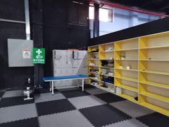 -嘿哟动霸CHUA·新潮玩运动娱乐中心·蹦床滑冰团建乐园
