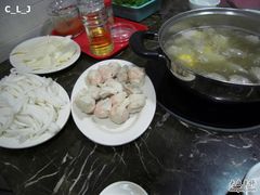 1925288840702235921-粤潮牛肉火锅店(江南大道店)
