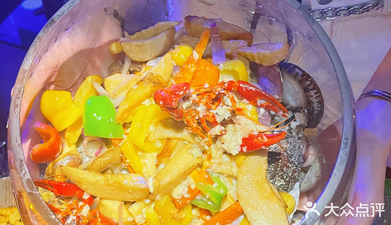 菌菇星人最爱这个烤香菇！这个大骨棒啊