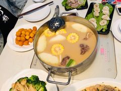 -肥仔文澳门猪骨煲(南京西路店)