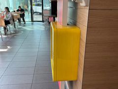 -麦当劳(假日广场店)