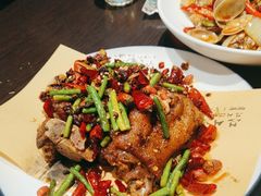 -川流不息·地道川菜·小龙虾(松东路店)