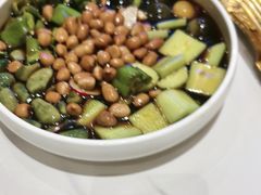 -沙枣树辣子鸡•新疆家常菜(喀什西路店)