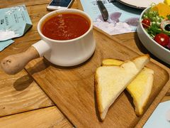 -麦甜创意轻食餐厅(西康路店)