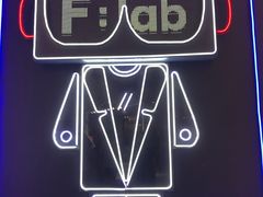 -Pier 21 (Terminal 21 Asok)