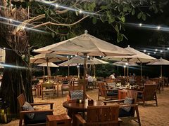 -三亚艾迪逊酒店·海滩烧烤 BARBACOA·现场乐队·浪漫晚餐·烧烤海鲜