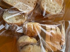 -YUMI芽米·法式烘焙·咖啡(骖鸾路店)
