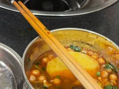 -鸿顺老铁锅美蛙鱼府(解放碑店)