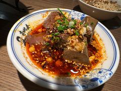 -肖四女乐山跷脚牛肉(世博源店)