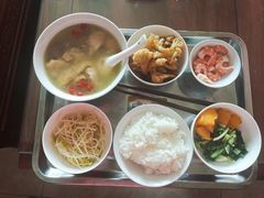 -爱的果实月嫂育婴师(世纪东方店)