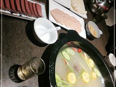 -九牧鱻·渝老鬼重庆火锅(人民路店)