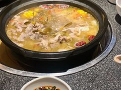 -野迹·石橄榄鸡·烧烤(新洲店)