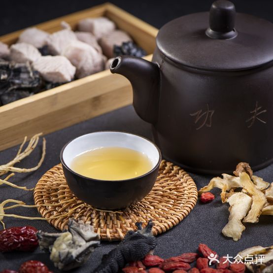 粤色靓汤·广州菜(长城路)