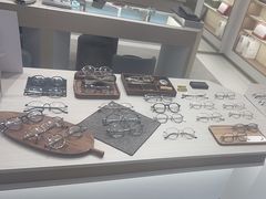 -无界眼镜MaxLess(南翔印象城店)