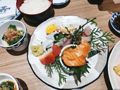 三文鱼寿司饭定食-小山日本料理(太古汇店)