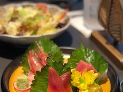 -铭牛烧肉·和牛海鲜自助(高新月牙湖店)