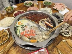 -储奇门鳝鱼火锅(总店)