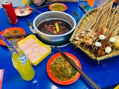 -马路边边 传媒大学店