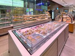 -巴黎贝甜(大宁国际商业广场店)
