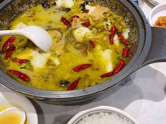 酸菜巴沙鱼小聚锅-渝是乎酸菜鱼(龙旗购物中心店)