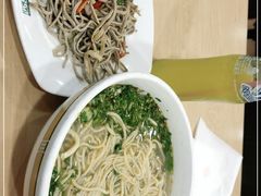 -西部马华清真兰州牛肉面·烧烤夜市(关东店)