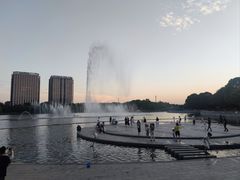 -南翔镇银翔湖公园