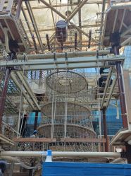 -PIPIKINGDOM皮皮王国欢乐号(欢乐海岸购物中心店)