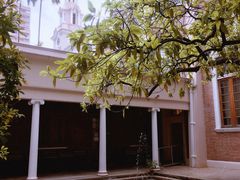 -香港大学